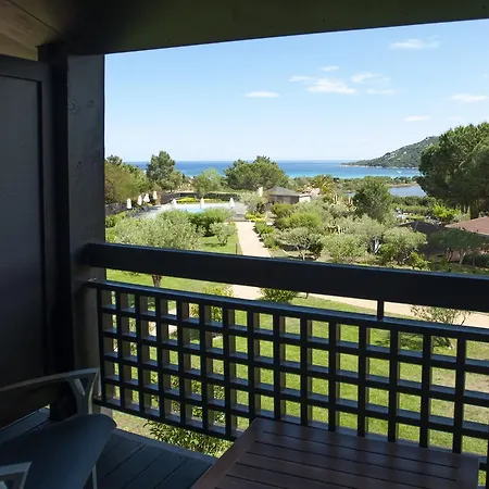 Otel Castell'verde 3*