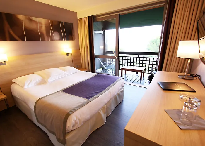 Hotel Castell'verde 3*